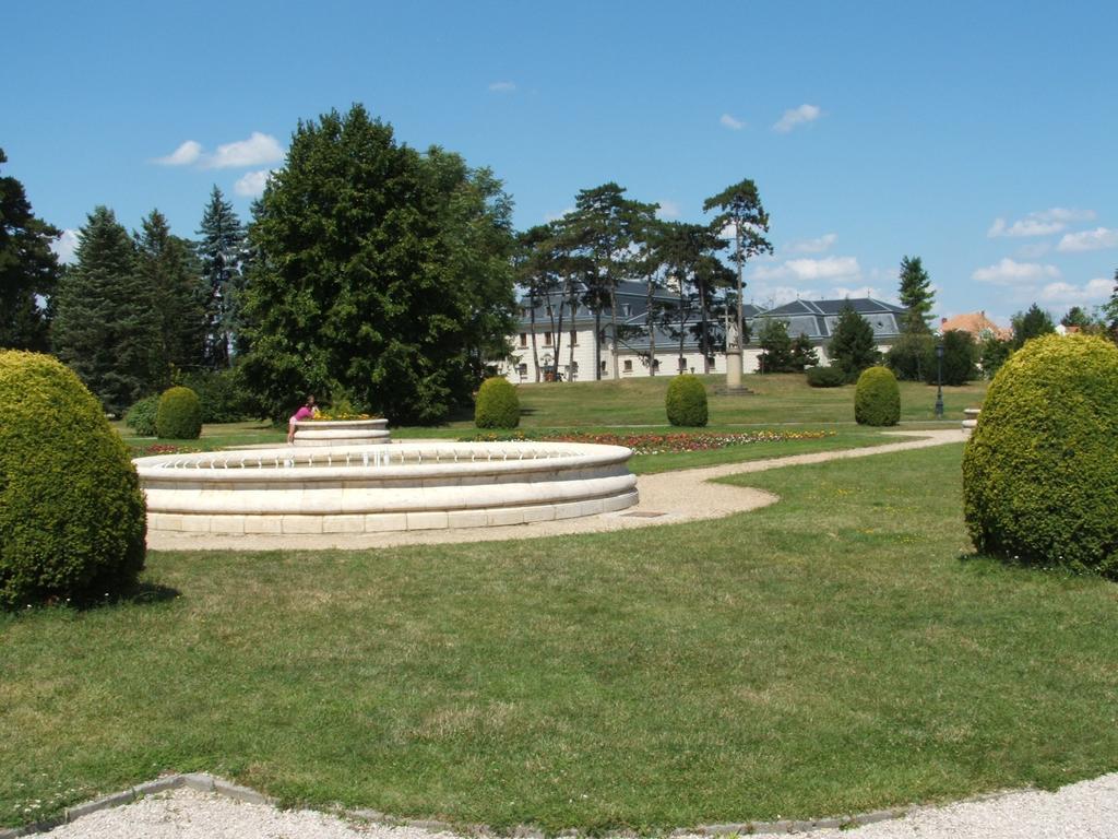 Kis Teniszhaz Ordacsehi Exterior photo